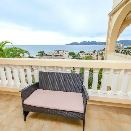 Palais Isabelle.2 Apartamento *